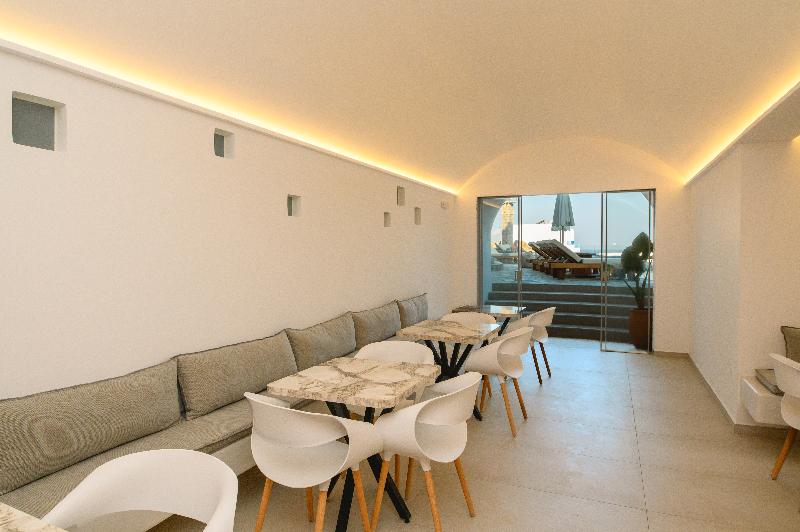 Yperia Hotel image