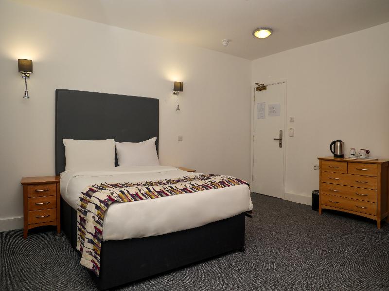 Hotel 1843 Reading image