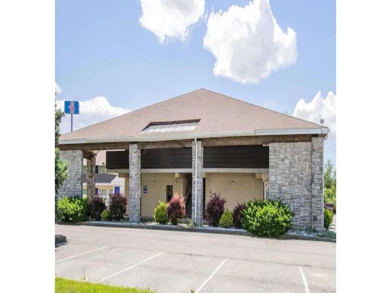 Motel 6 Ashland, Oh — exterior view