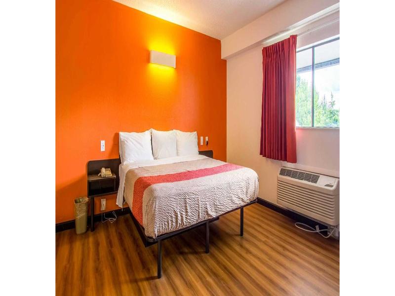 Motel 6 Ashland, Oh image