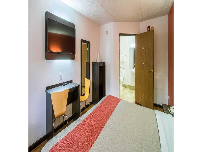 Motel 6 Ashland, Oh image