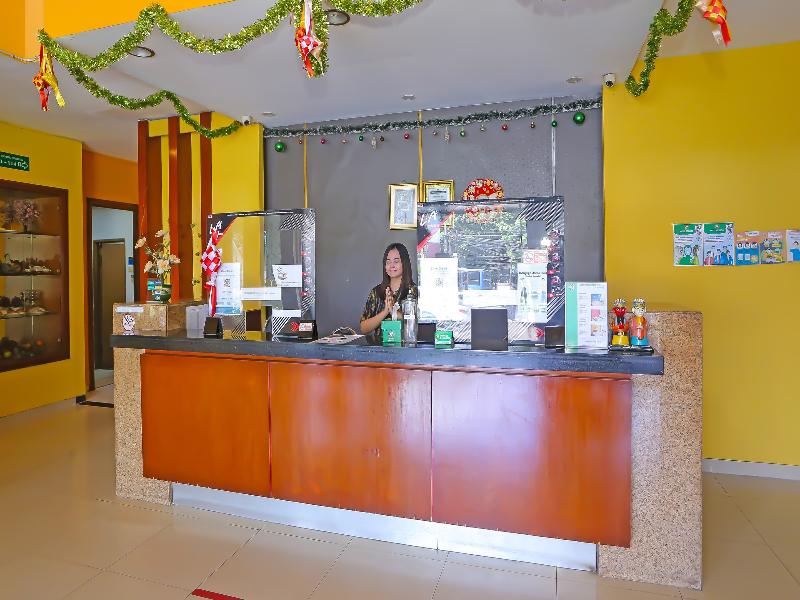 Townhouse Oak Hotel Fiducia Pasar Minggu image