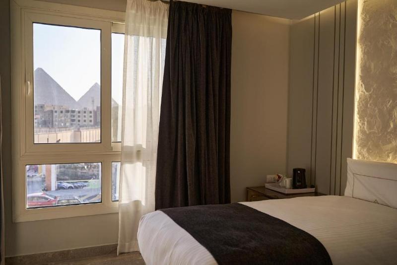 Pyramids Charm Hotel image