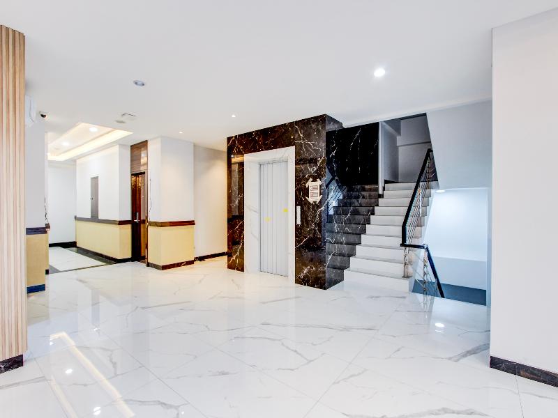 Townhouse Oak Near The Park Mall Semarang image