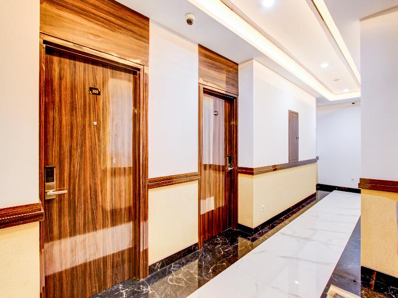 Townhouse Oak Near The Park Mall Semarang image
