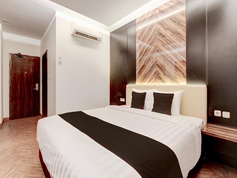 Townhouse Oak Near The Park Mall Semarang image