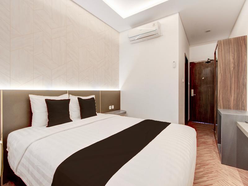 Townhouse Oak Near The Park Mall Semarang image