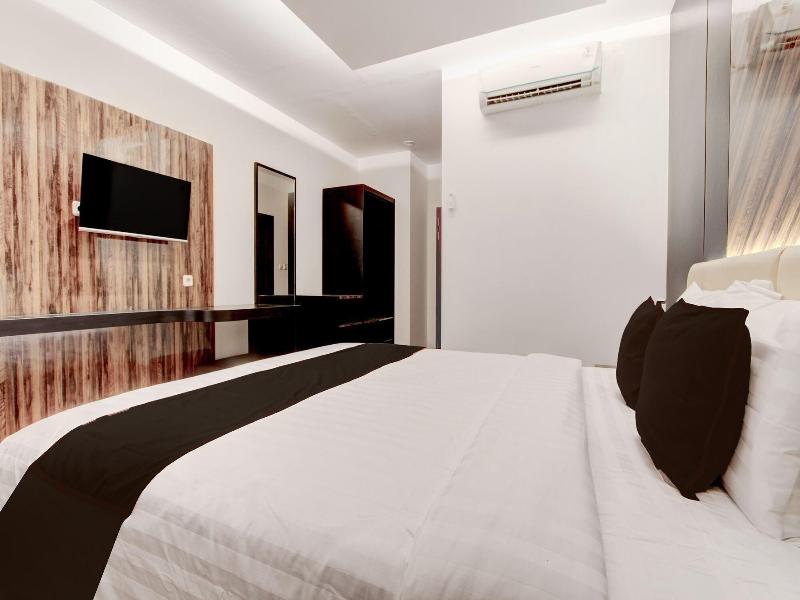 Townhouse Oak Near The Park Mall Semarang image