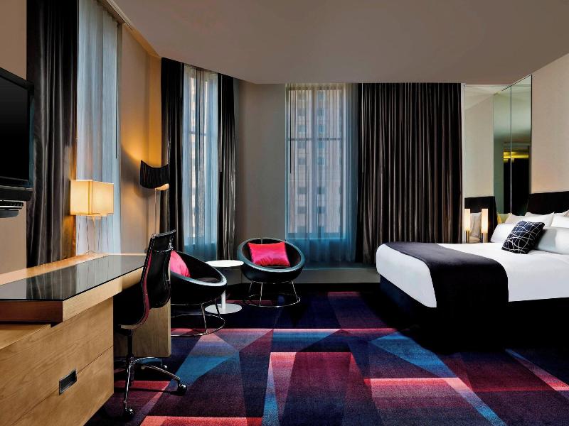 DOUBLE PREMIER KING BED
