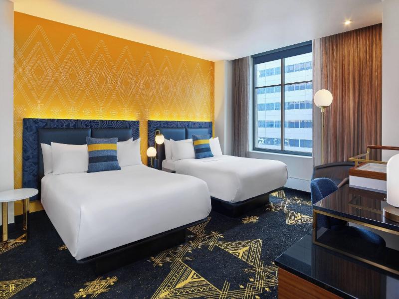 QUADRUPLE TWO QUEEN BEDS