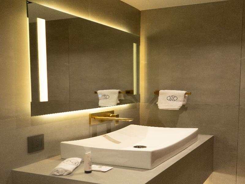 Punto Suites Periférico Sur image