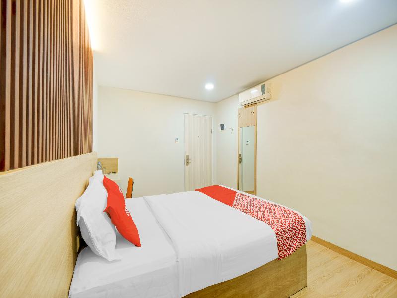 Hotel O Tanjung Duren Near Mall Citraland image