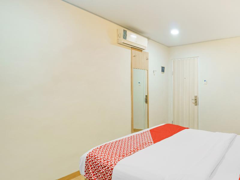 Hotel O Tanjung Duren Near Mall Citraland image