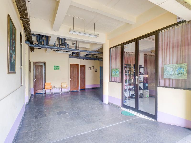 Hotel O Tebet Near Tebet Station image