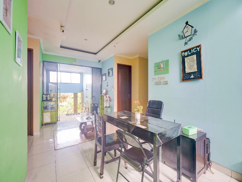 Hotel O Tebet Near Tebet Station image