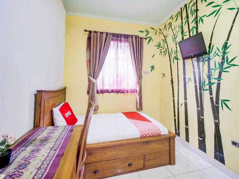 Hotel O Tebet Near Tebet Station image