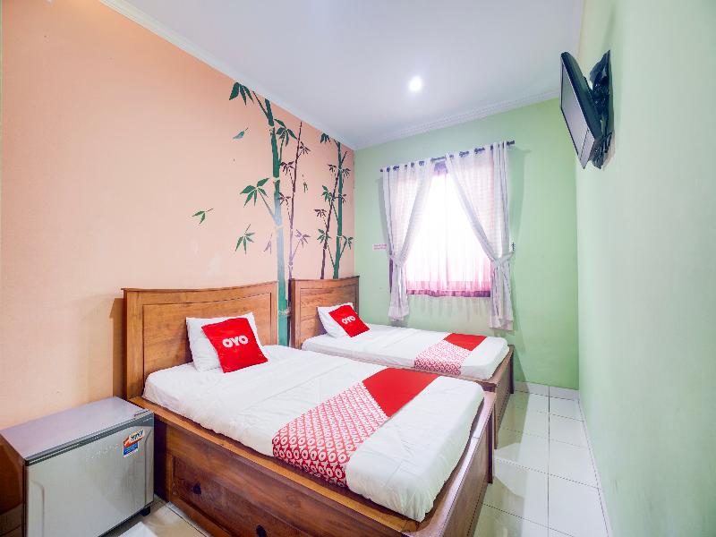 Hotel O Tebet Near Tebet Station image