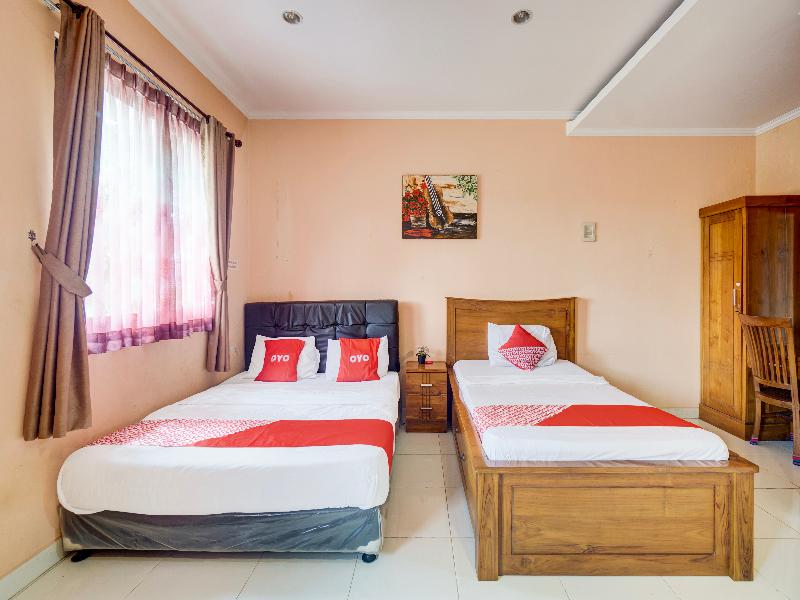 Hotel O Tebet Near Tebet Station image