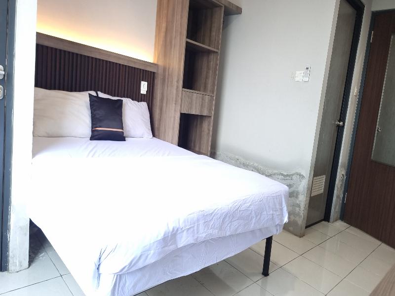 Hotel O cikarang Serviced apartment at Riverdale image
