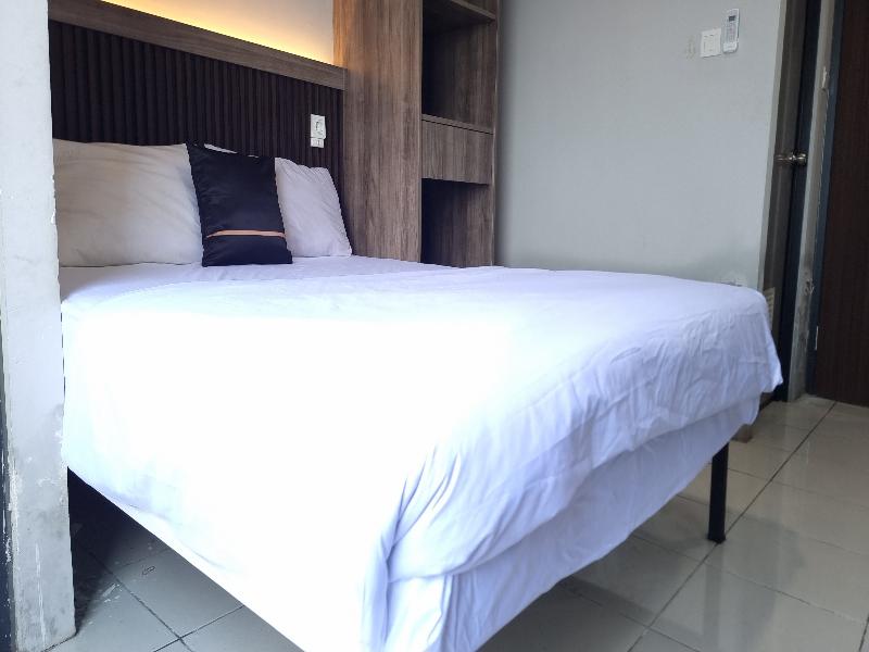 Hotel O cikarang Serviced apartment at Riverdale image