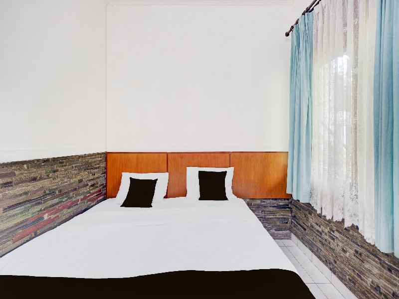 Hotel O Bogor Near Taman Safari image