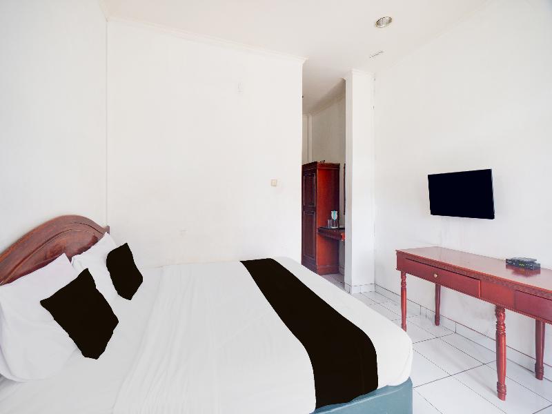 Hotel O Bogor Near Taman Safari image