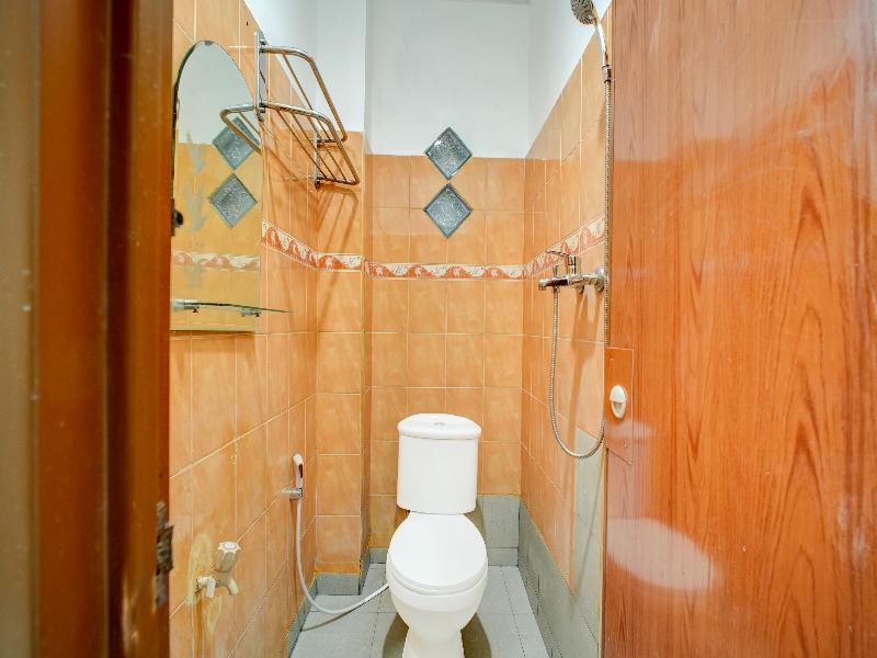 Hotel O Depok Near Bhayangkara Brimob Hospital image