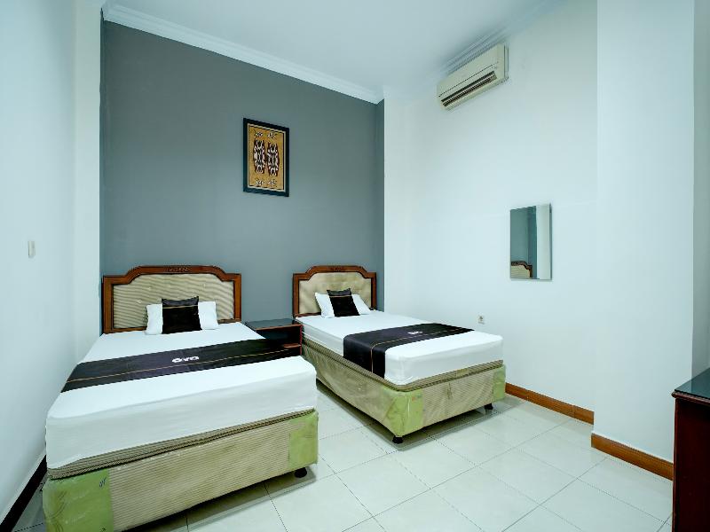 Hotel O Depok Near Bhayangkara Brimob Hospital image