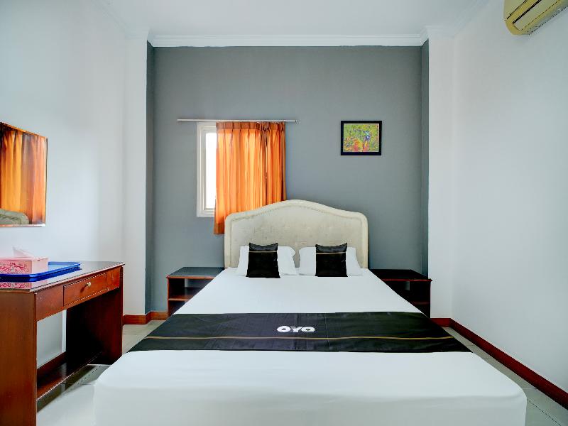 Hotel O Depok Near Bhayangkara Brimob Hospital image