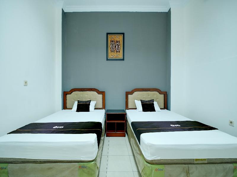 Hotel O Depok Near Bhayangkara Brimob Hospital image