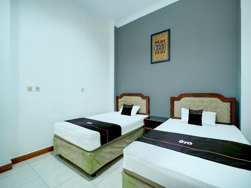 Hotel O Depok Near Bhayangkara Brimob Hospital image