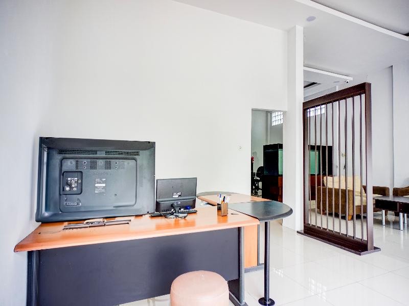 Collection O Almasarra Resid Near Ring Rd Medan image