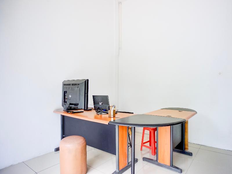 Collection O Almasarra Resid Near Ring Rd Medan image