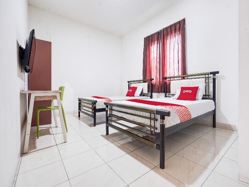 Hotel O Rappocini Near Rsia Paramount image
