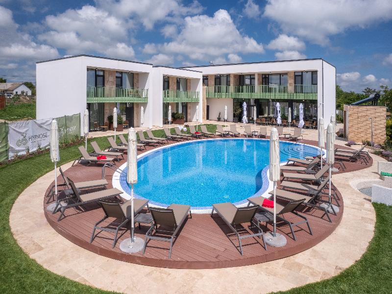 Hypnose Resort Vadu — exterior view