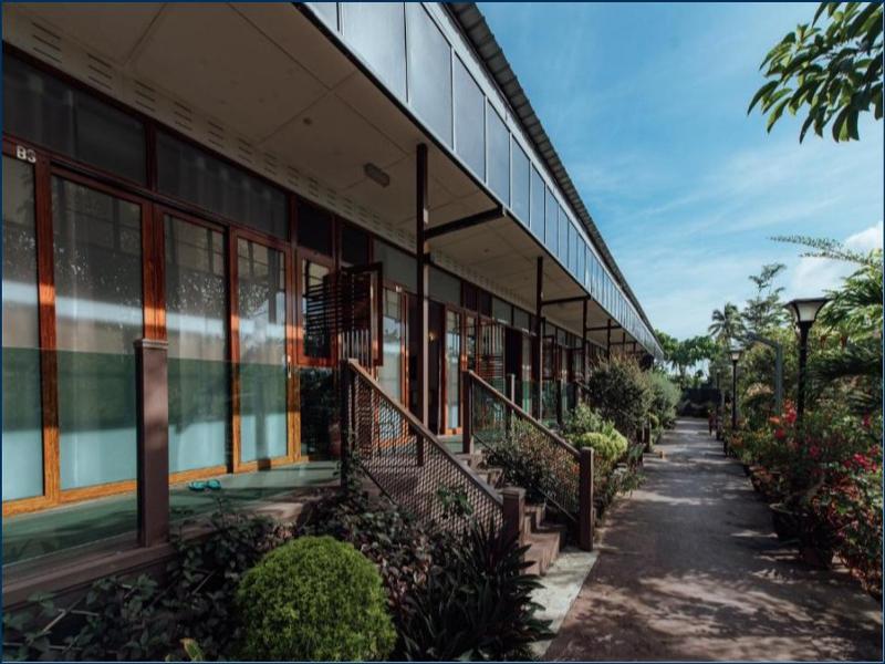 Chan's Smart Living Inn — view