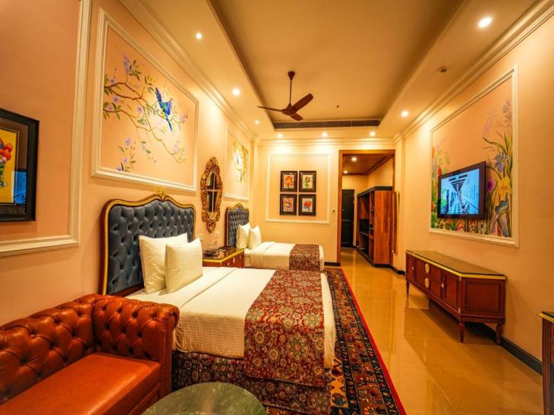 Mayfair Oasis Resort & Convention image