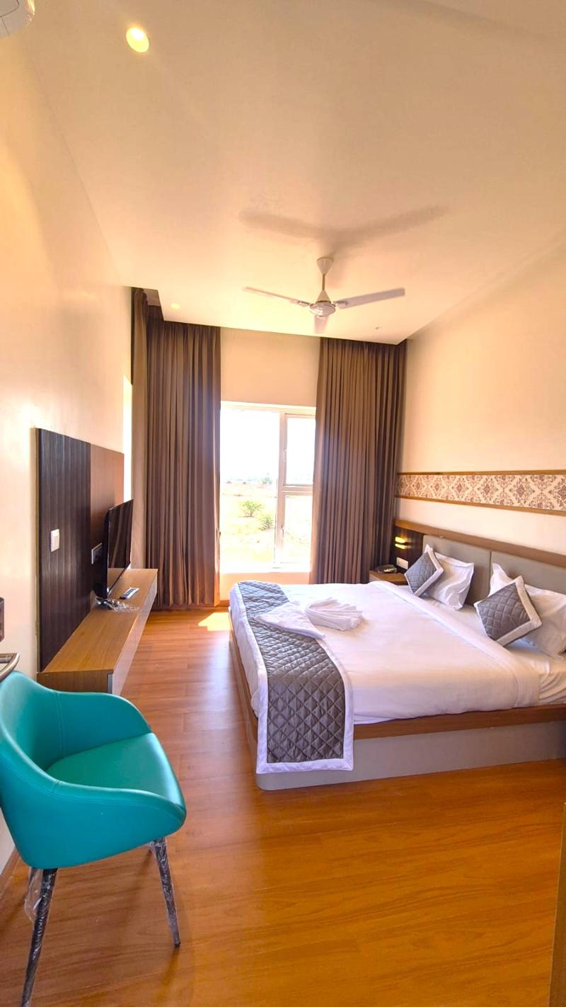 Antilia Inn image