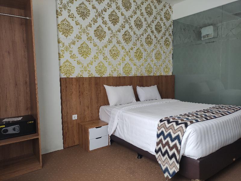 Edu Hotel Y-skanam image
