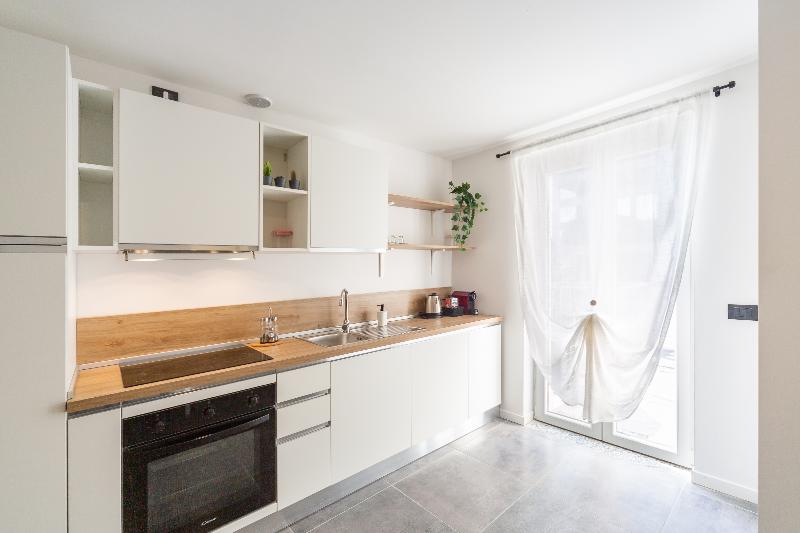 Khl Apartments image