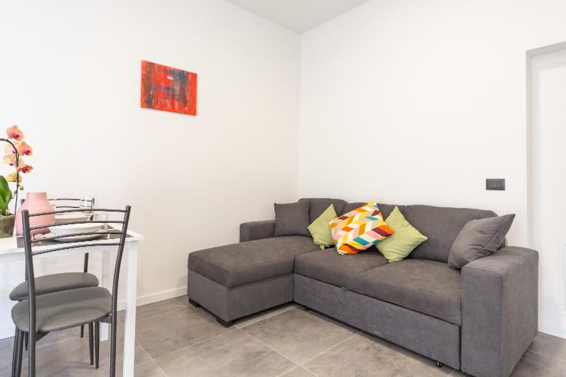 Khl Apartments image