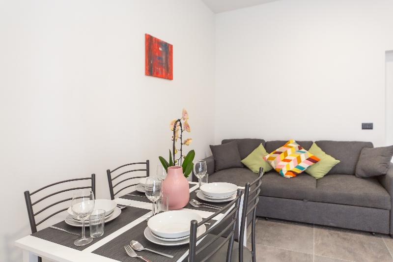 Khl Apartments image