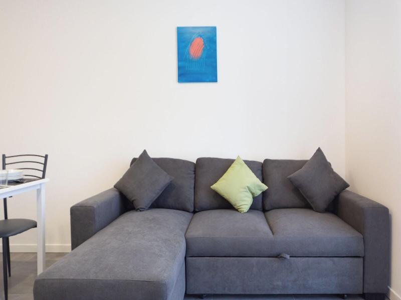Khl Apartments image