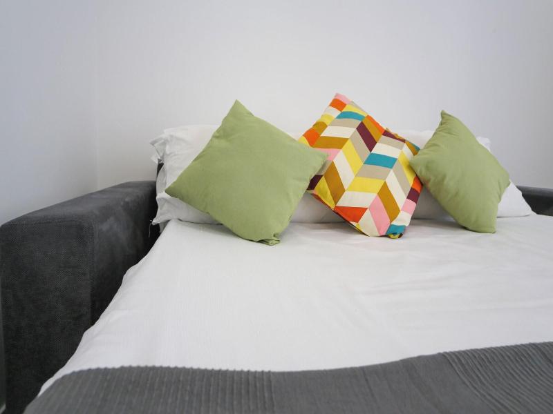 Khl Apartments image