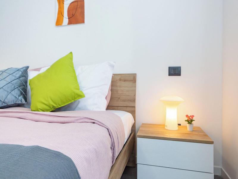 Khl Apartments image