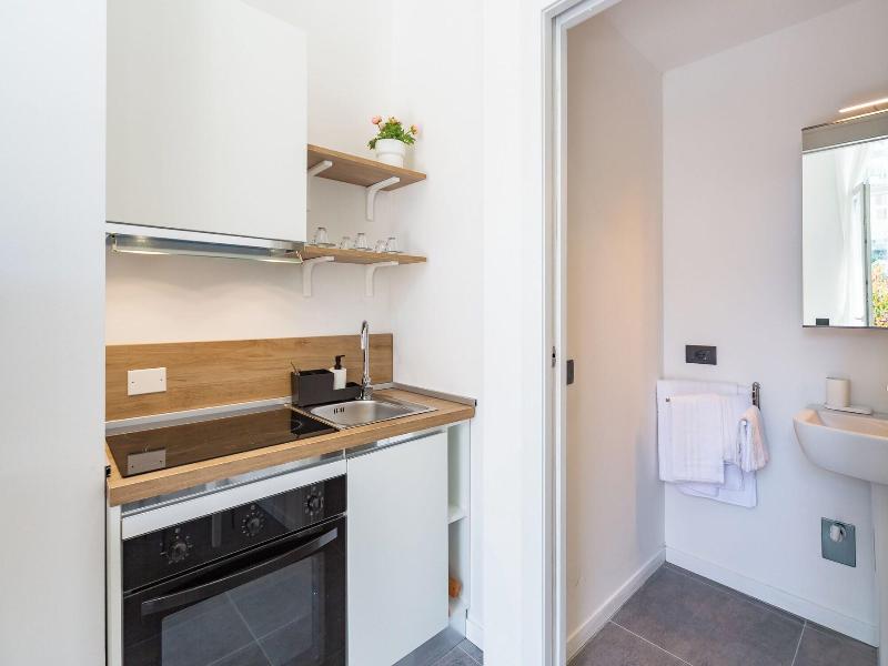 Khl Apartments image