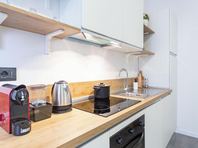 Khl Apartments image