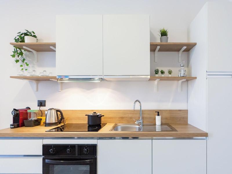 Khl Apartments image