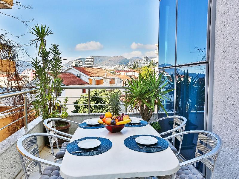 Hotel La Mer image