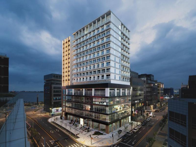 Urbanstay Siheung Geobukseom image